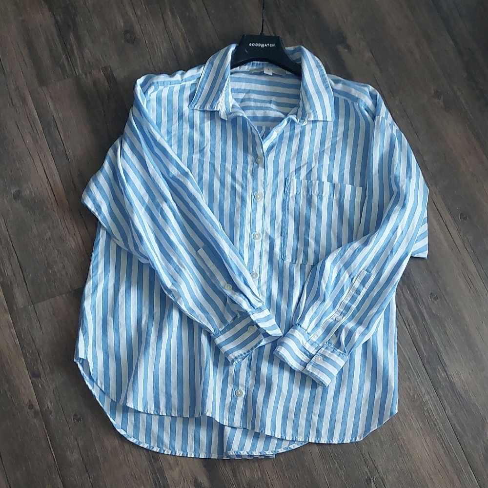 LOFT Blue and White Casual Button Down Shirt - Picture 6 of 6